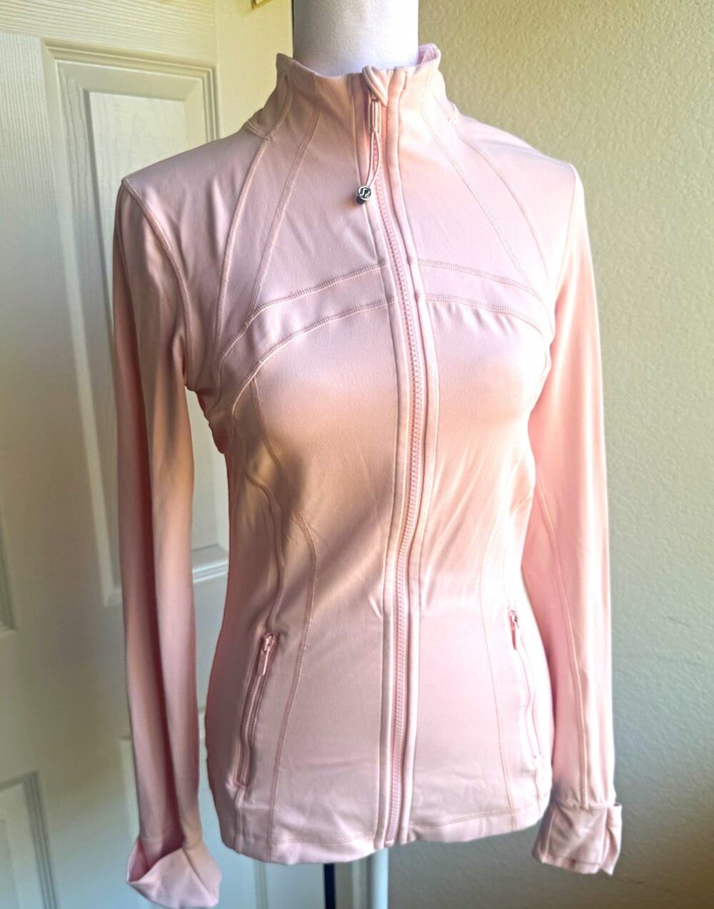 lululemon athletica Define Slim Track Jacket Pink Full Zip Thumbholes Pockets 8